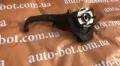 Czop (zwrotnica) przedni lewy Nissan Pathfinder R51M