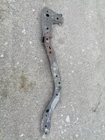 Korpus osi przedniej 50515SA000 Subaru