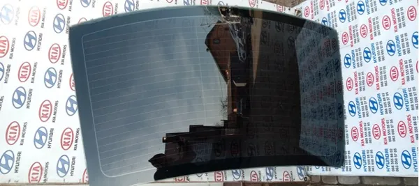 Szyba tylna 871103K000 Hyundai/Kia