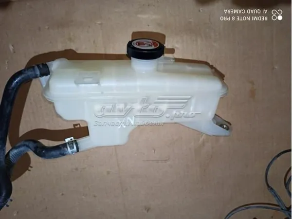 Zbiorniczek wyrównawczy układu chłodzenia Toyota RAV4 IV