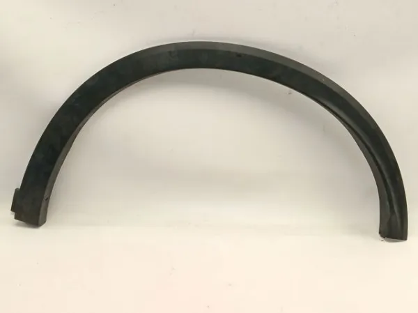 Poszerzenie (nakładka) reperaturki tylnego błotnika lewy 938296UA0A Nissan/Infiniti